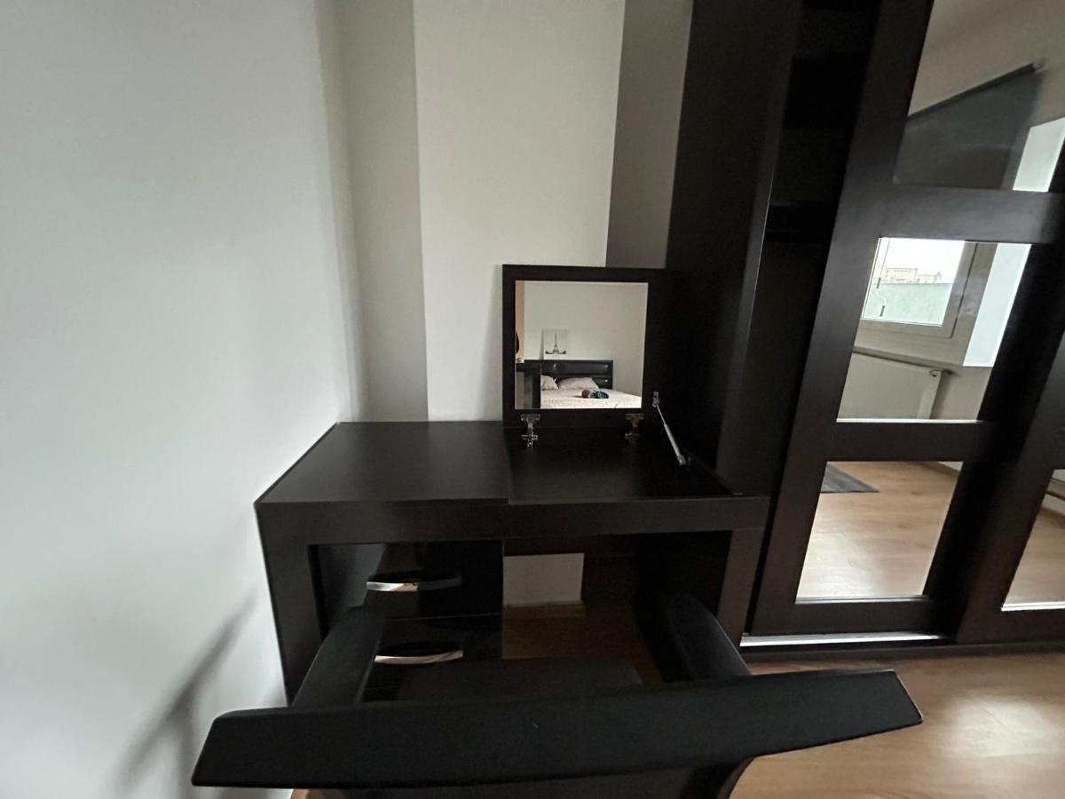 Elegant City Center Apartment Bucureşti Exterior foto